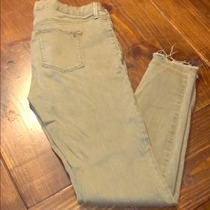 Jessica Simpson kiss me Super Skinny jeans size 30